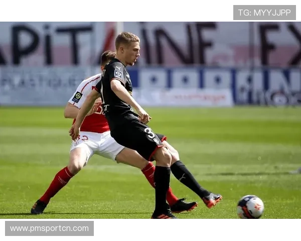 七年前三名小球员加盟西班牙 如今他们都在当地扎根生活