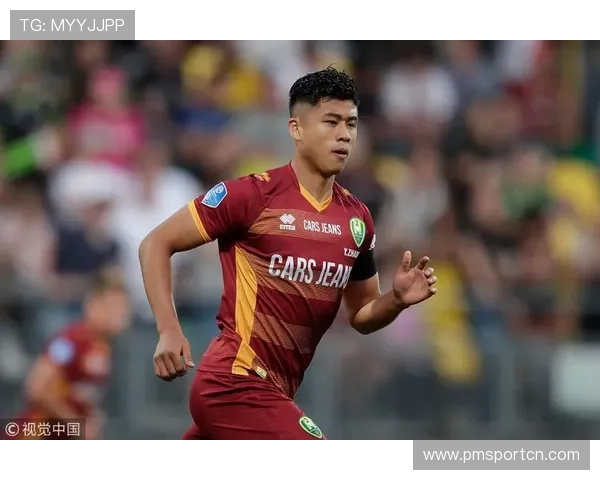 杨希替补登场完成个人中超首秀展现不凡实力